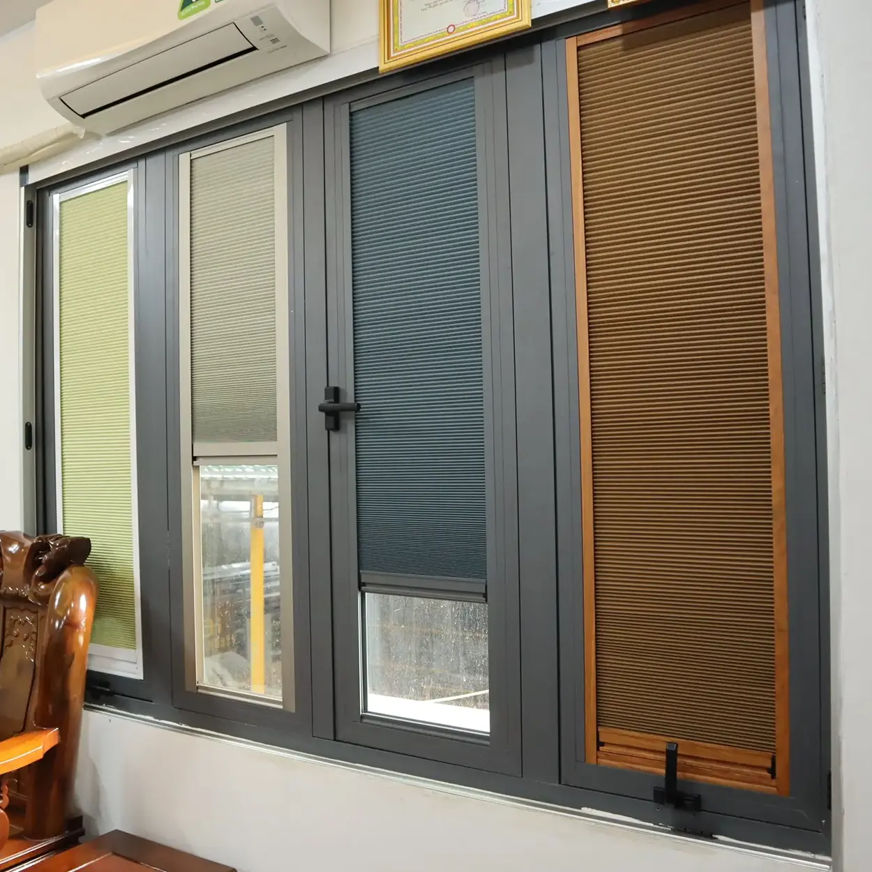 Sarıyer cam balkon plise sineklik sistemi